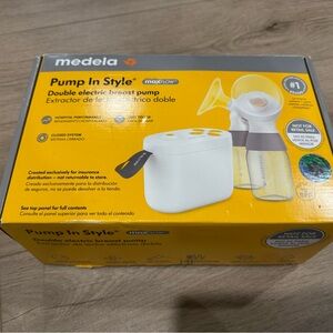 Medela Pump In Style double electric breast pumps